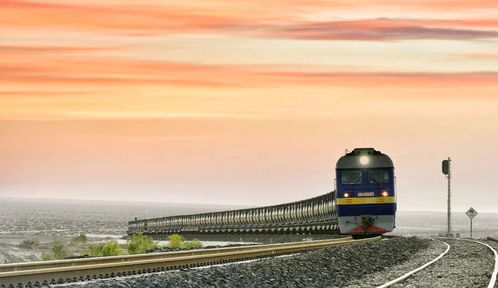乘著鐵龍游大美新疆，2023年“坐著火車游新疆”旅游專列開啟絲路新體驗